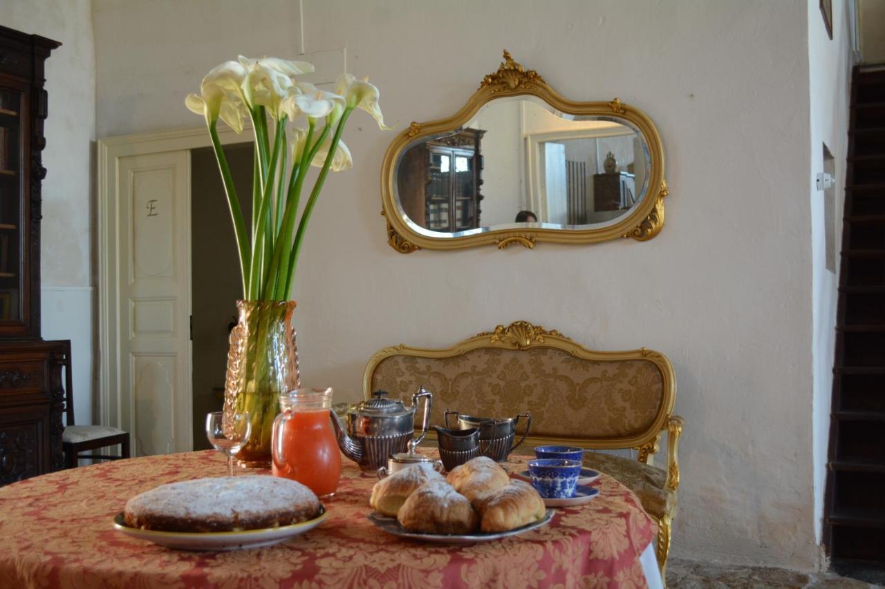 לינה וארוחת בוקר אקטה Casale Rocca Fiorita מראה חיצוני תמונה